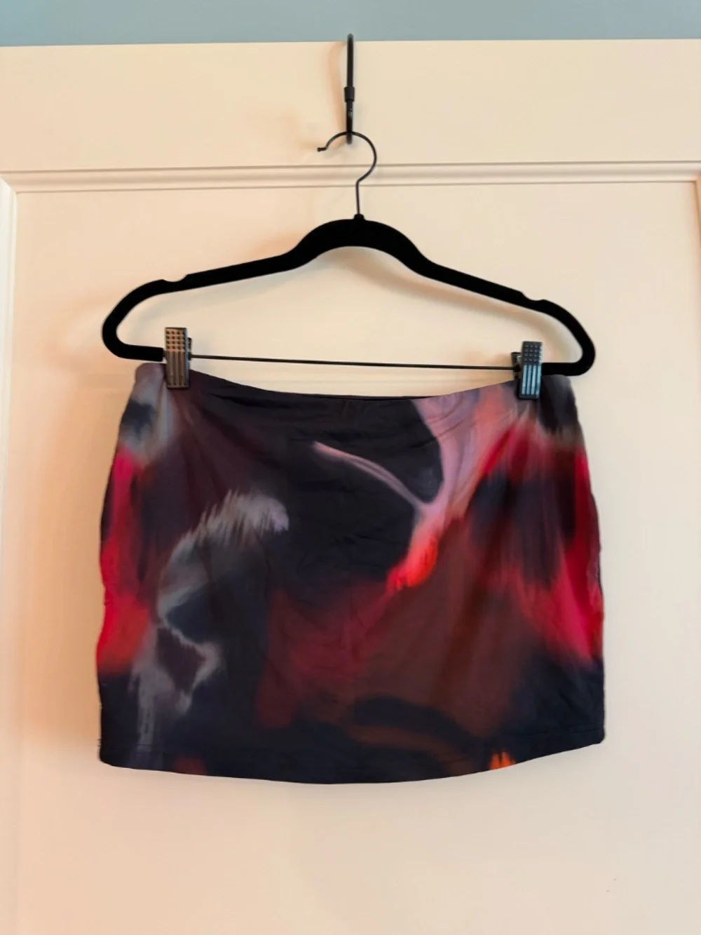 White Fox Lava Aura Baby Tee & Matching Mini Skirt Set Black Red Size M